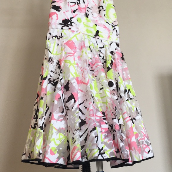 Milly Summer Dress - Picture 2 of 3